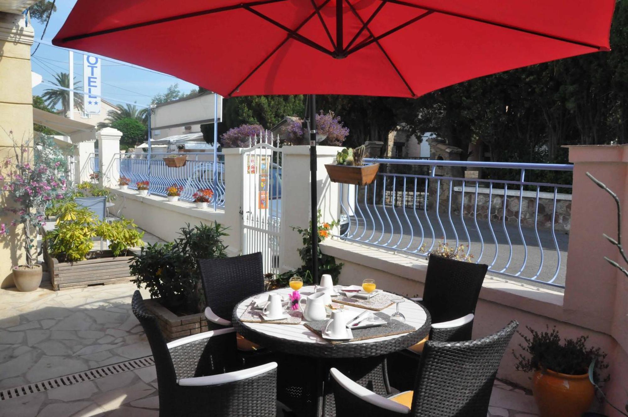 Hotel L'Escale Au Soleil Saint Aygulf Bagian luar foto