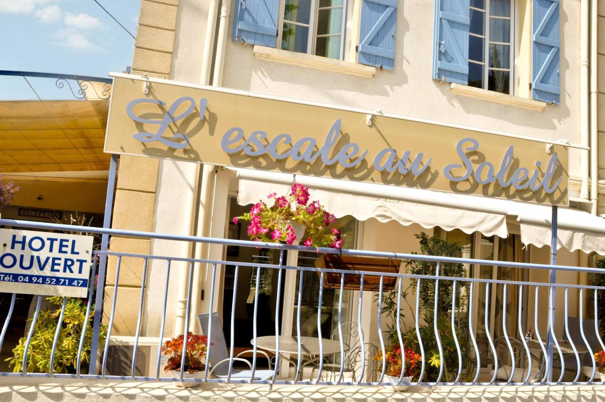 Hotel L'Escale Au Soleil Saint Aygulf Bagian luar foto